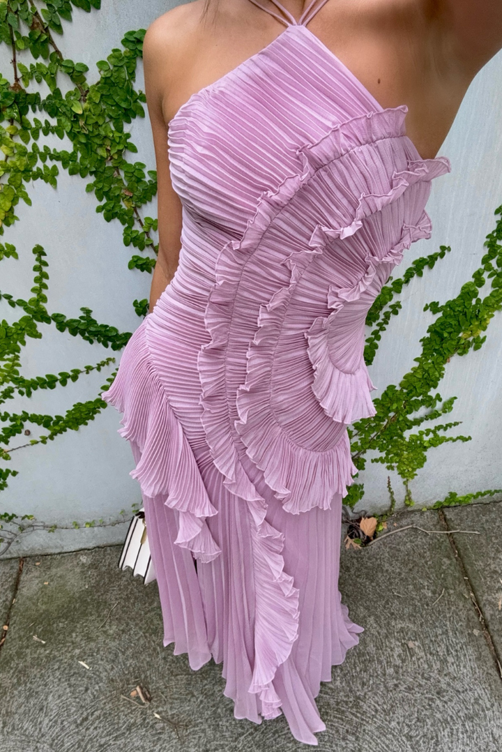Aurelia – Speelse ruffle-jurk met klasse