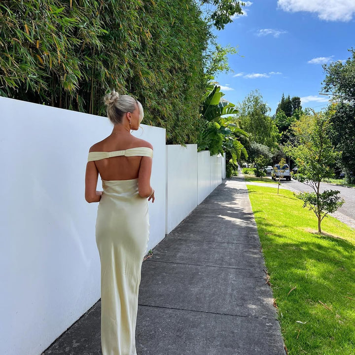 Soraya – Satijnen maxi-jurk met open rug