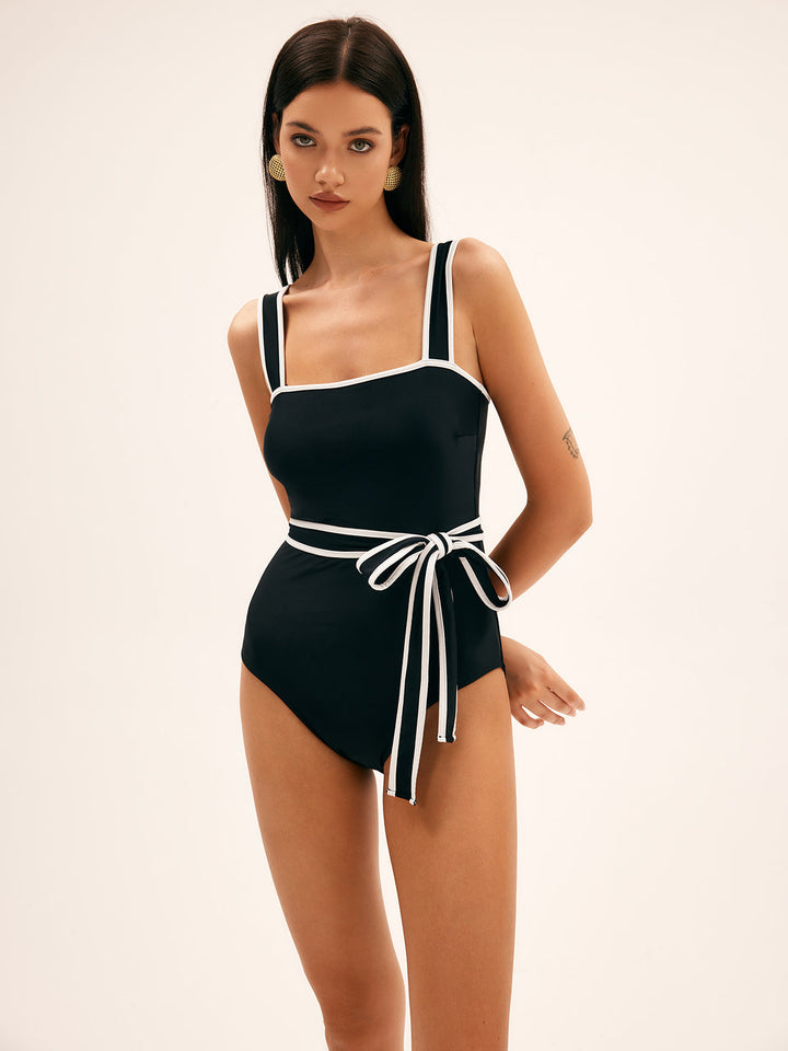 Milou – Badpak met elegante shaping