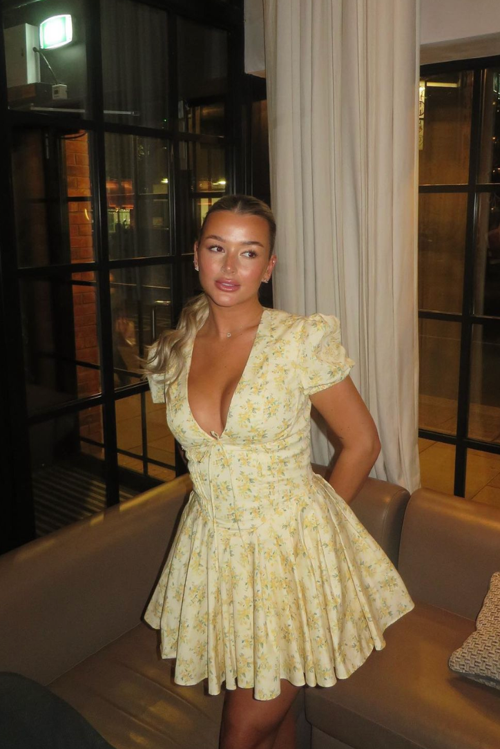 Talisia – Floral Mini Dress
