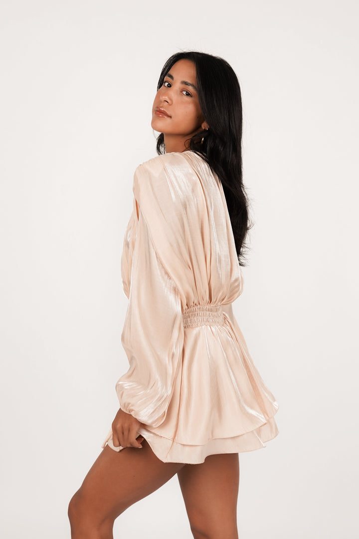 Sarelia – Robe courte en satin