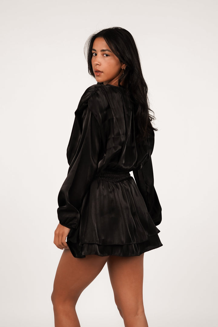 Sarelia – Robe courte en satin