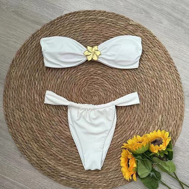 Émera – Bikini bandeau avec détail anneau doré