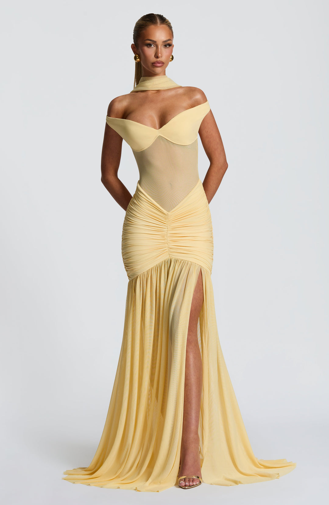 Sylarine – Bardotjurk met sheer details en split