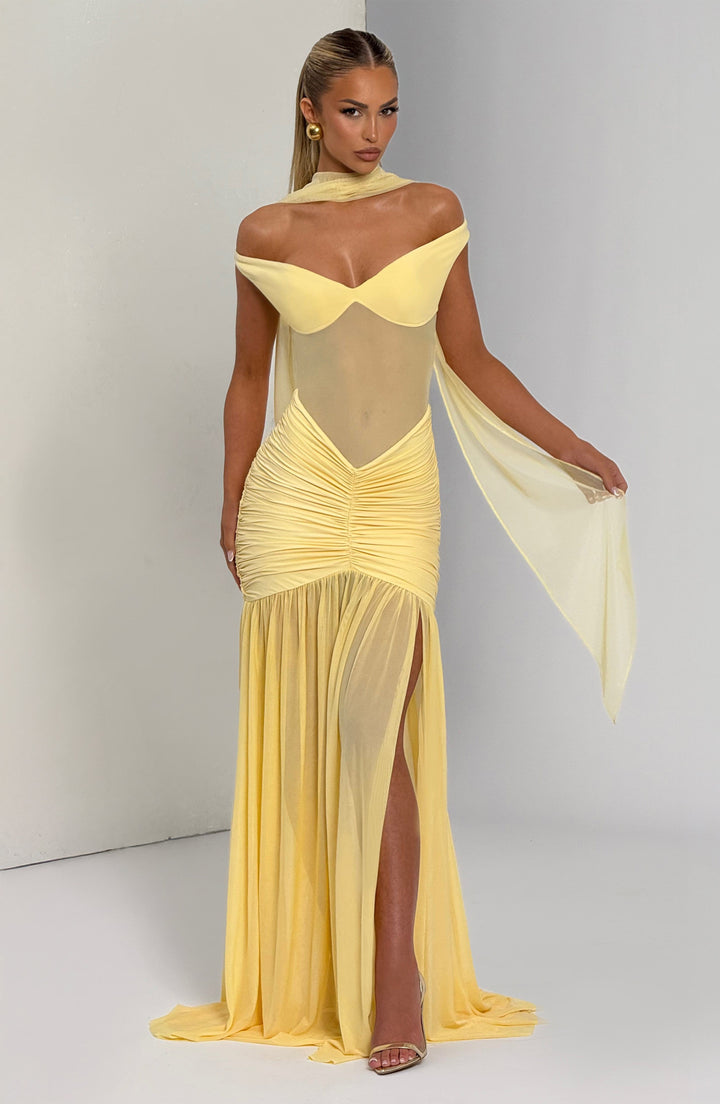 Sylarine – Bardotjurk met sheer details en split