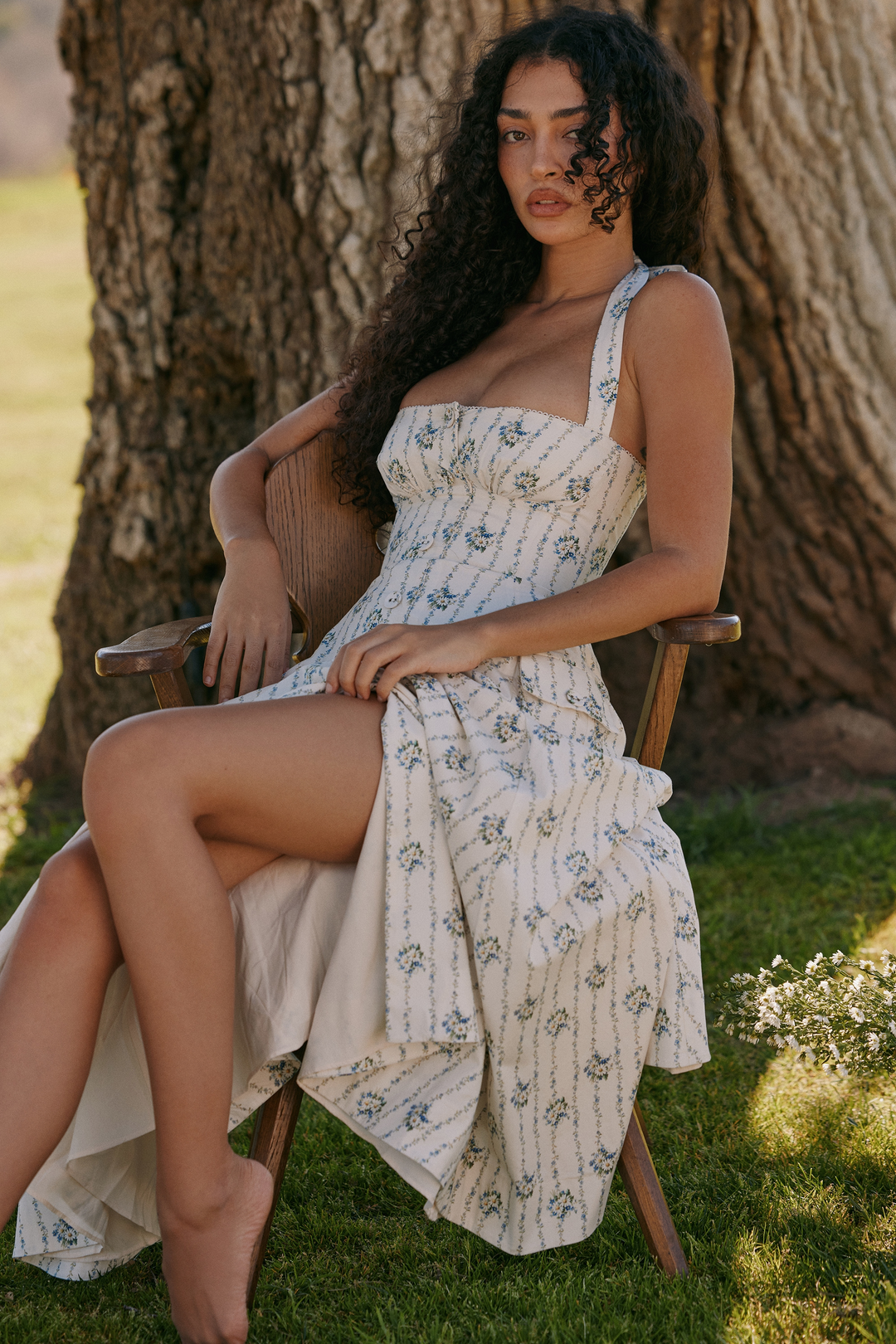 Annelore – Robe midi romantique au charme vintage