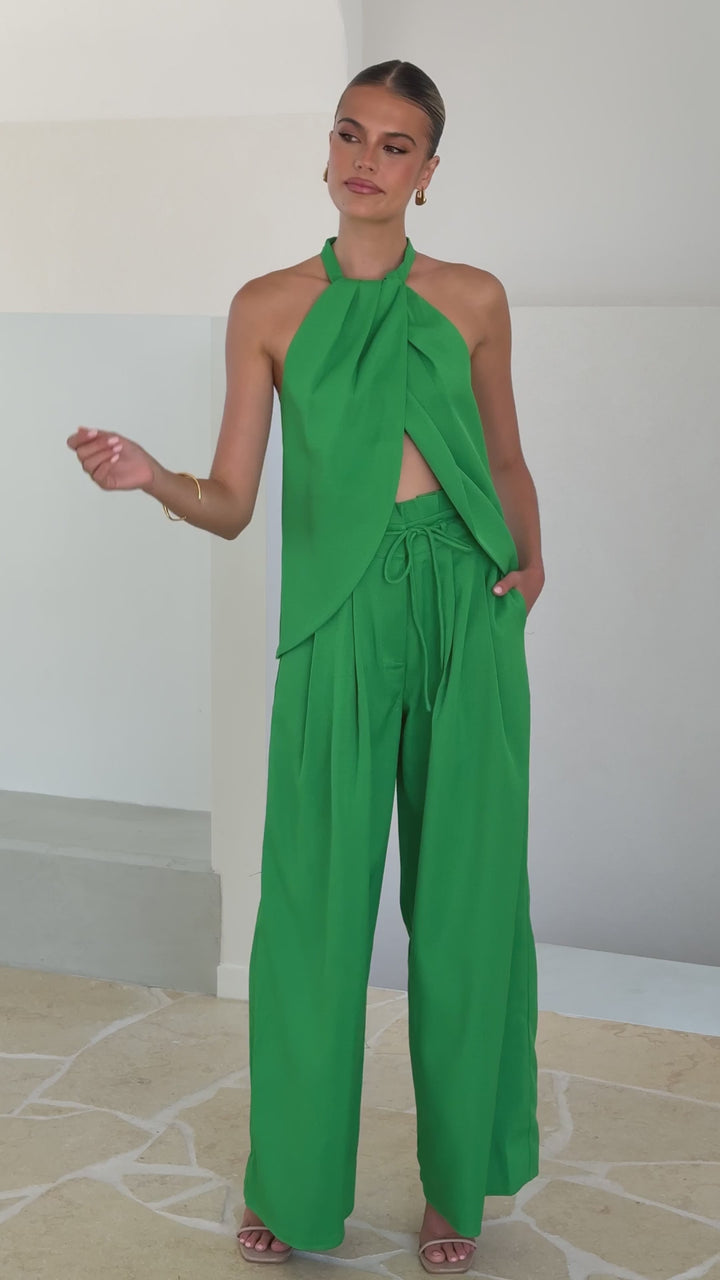 Julie – Elegant halter co-ord set with split detail